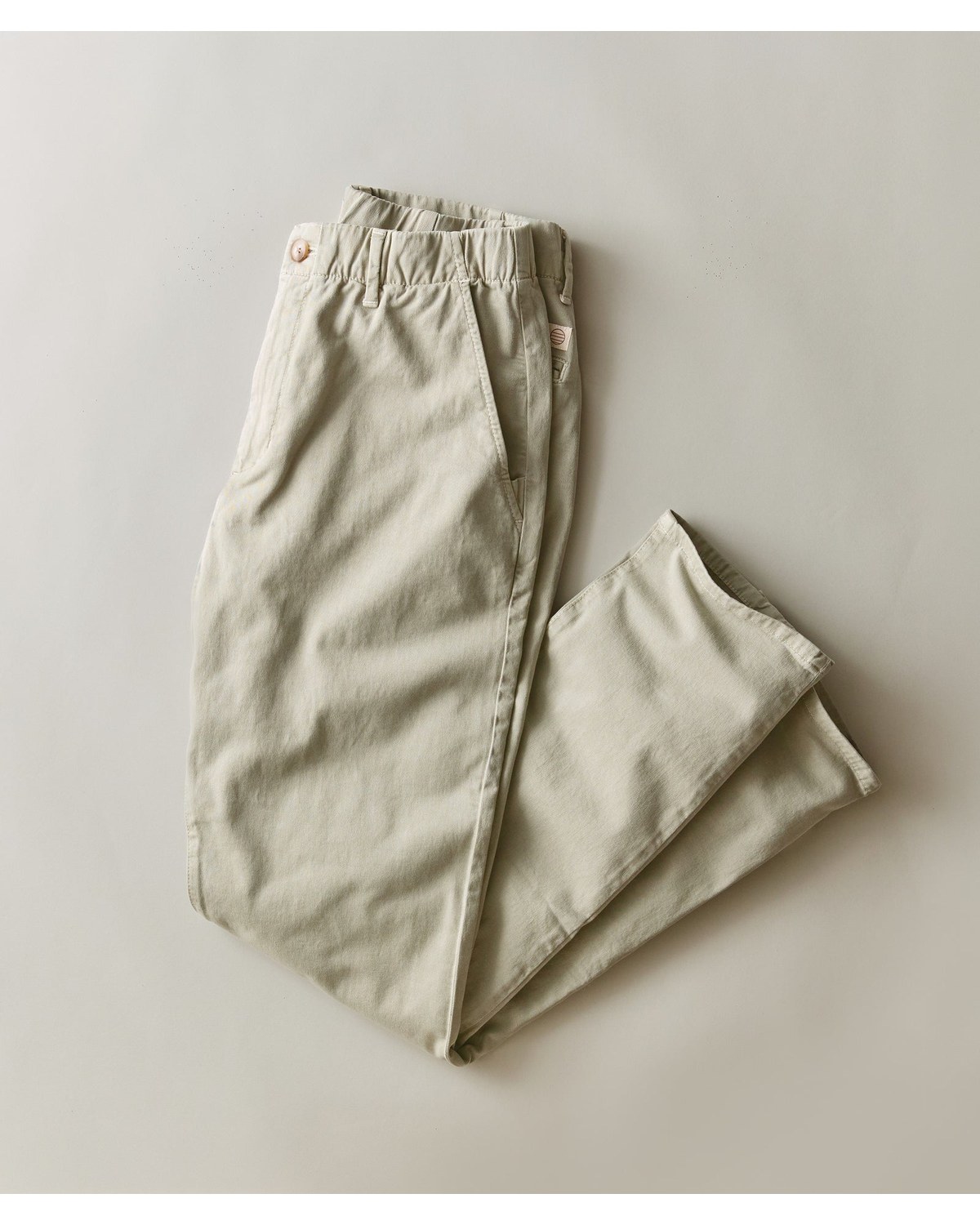 Marine Layer Saturday Twill Chino in vetiver