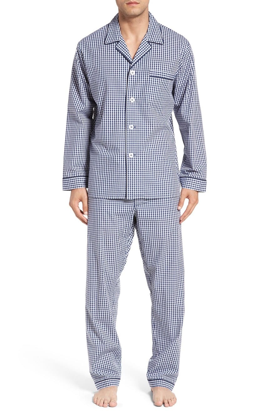 2016 Pajamas for Men: Gingham Pajama Set for Men This Christmas