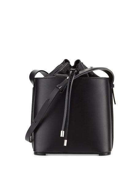 Longchamp introduces the Cuir de Russie bucket bag – GIST